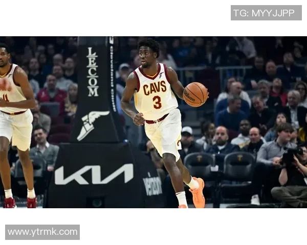 卡里斯勒韦尔的篮球之路与成长历程探讨